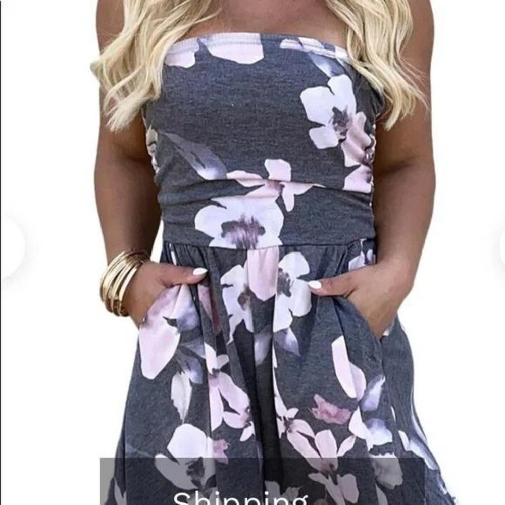Strapless Floral Romper - Picture 5 of 6